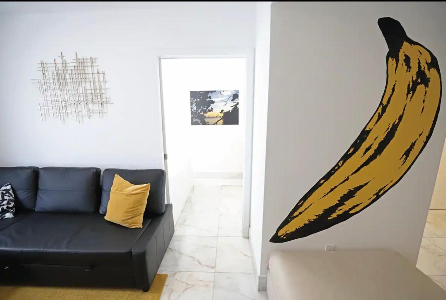 South Beach 2 Bedroom Family & Pet Friendly Apartment With Balcony & Free Parking ميامي بيتش المظهر الخارجي الصورة