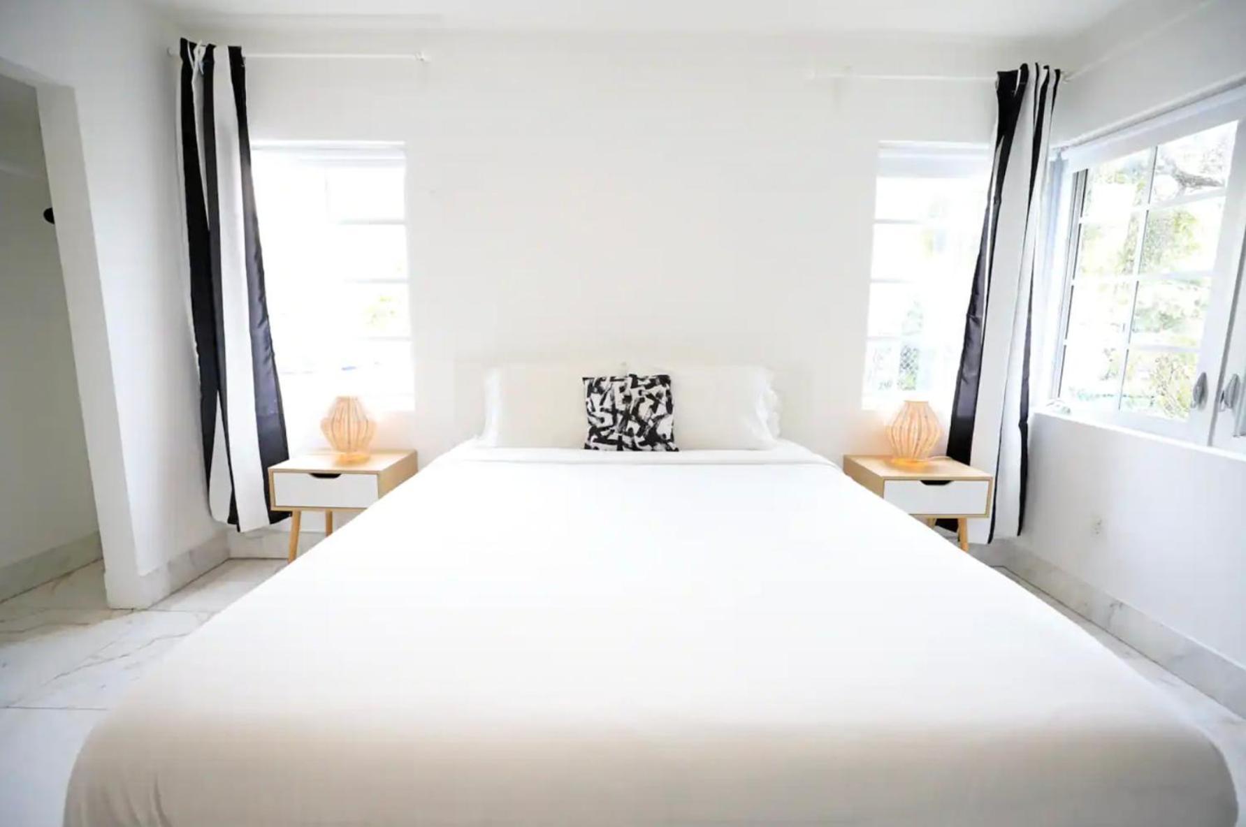 South Beach 2 Bedroom Family & Pet Friendly Apartment With Balcony & Free Parking ميامي بيتش المظهر الخارجي الصورة